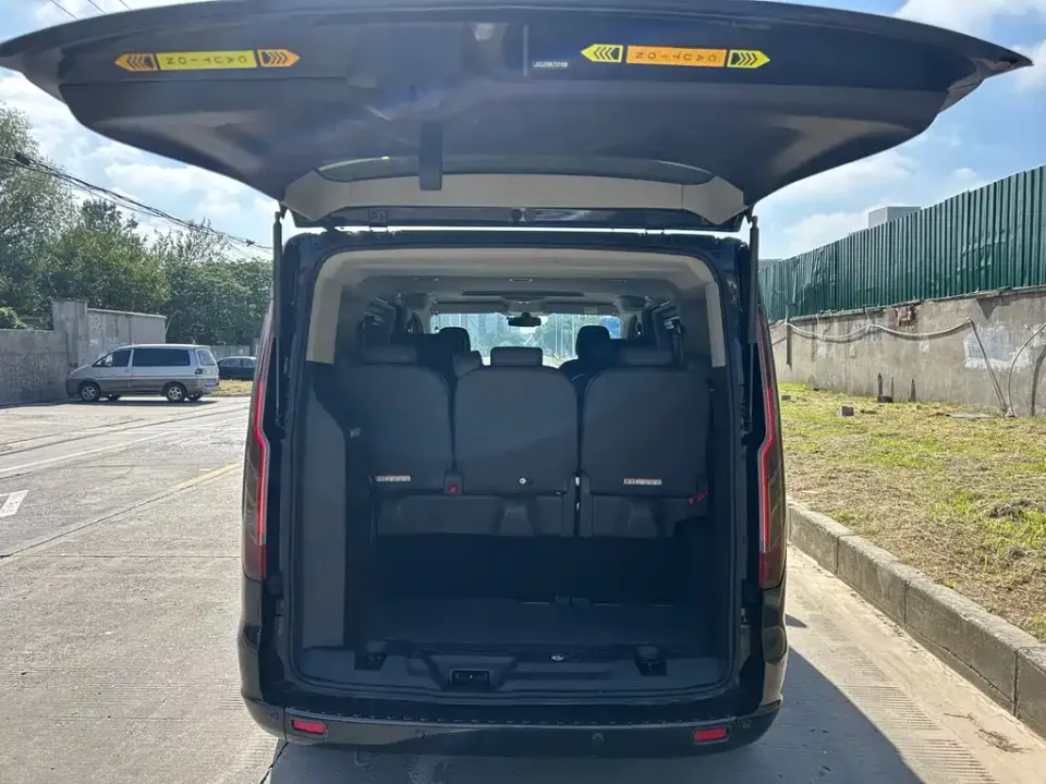 Ford Tourneo