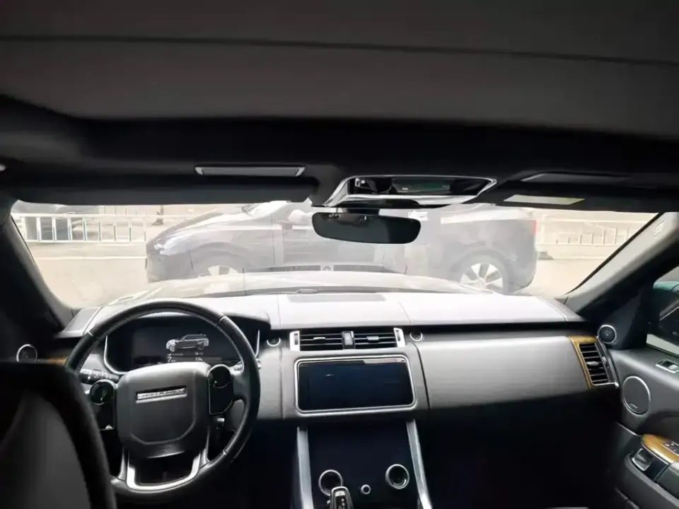 Land Rover Sport PHEV