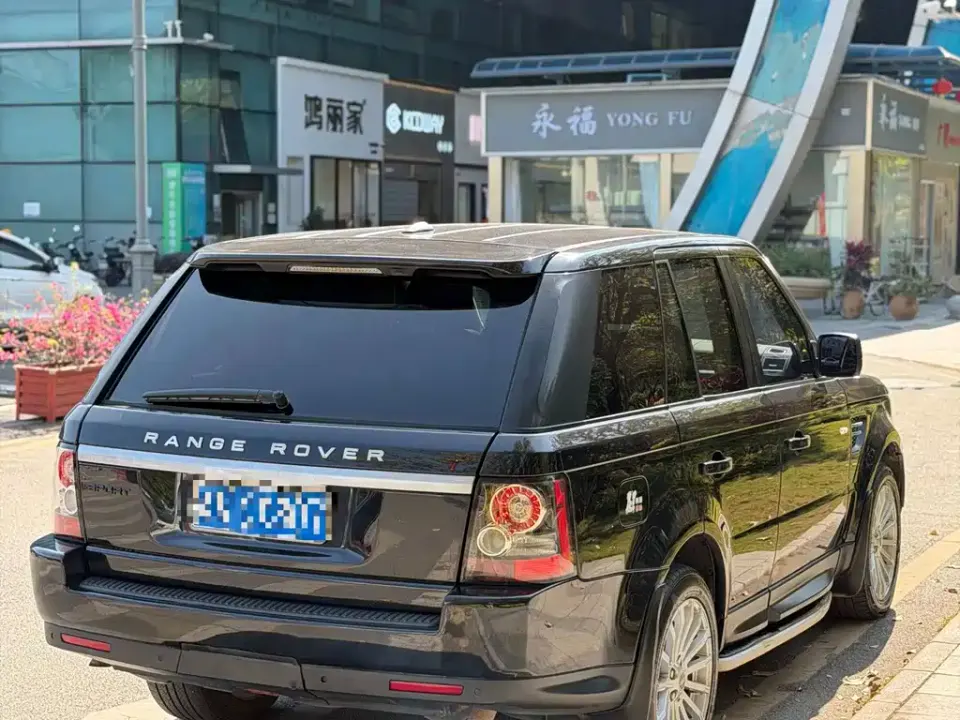 Land Rover Sport