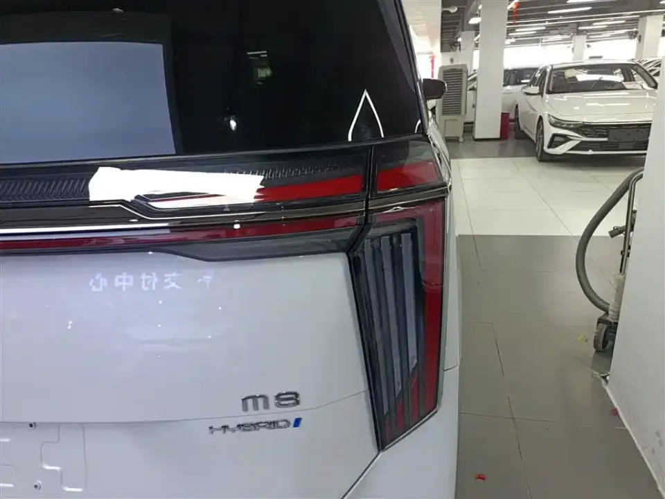 GAC Trumpchi M8