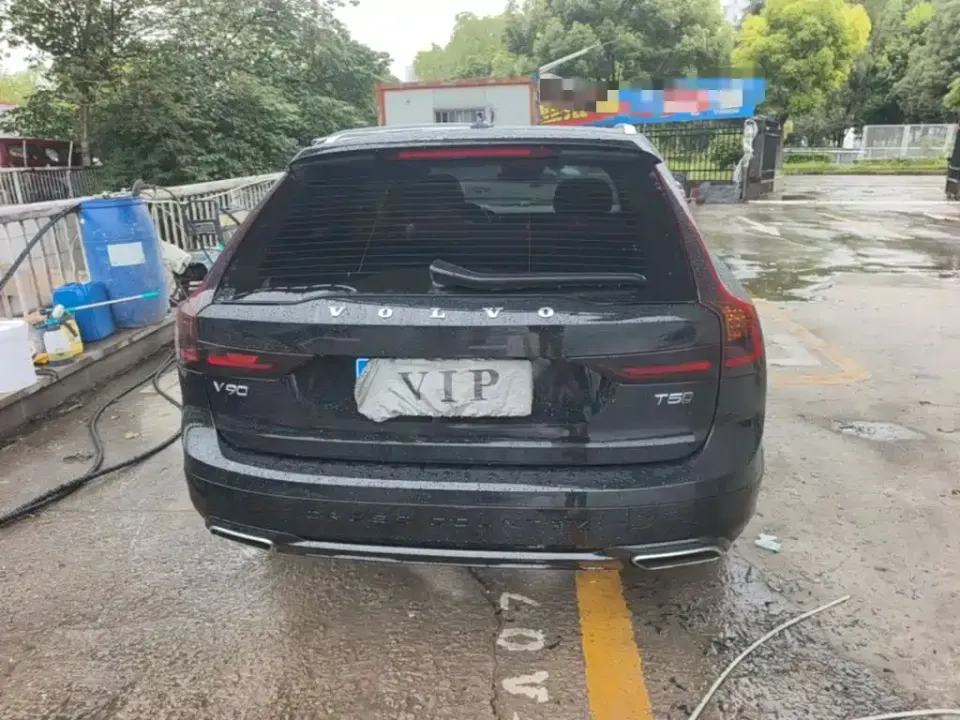 Volvo V90