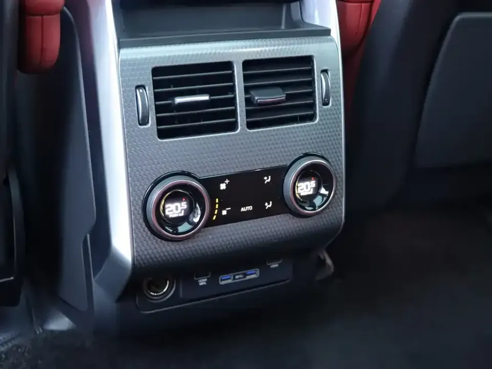 Land Rover Sport