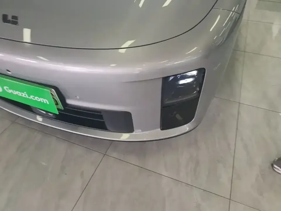Li Li i6