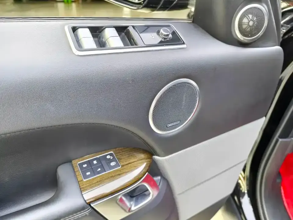 Land Rover Sport PHEV
