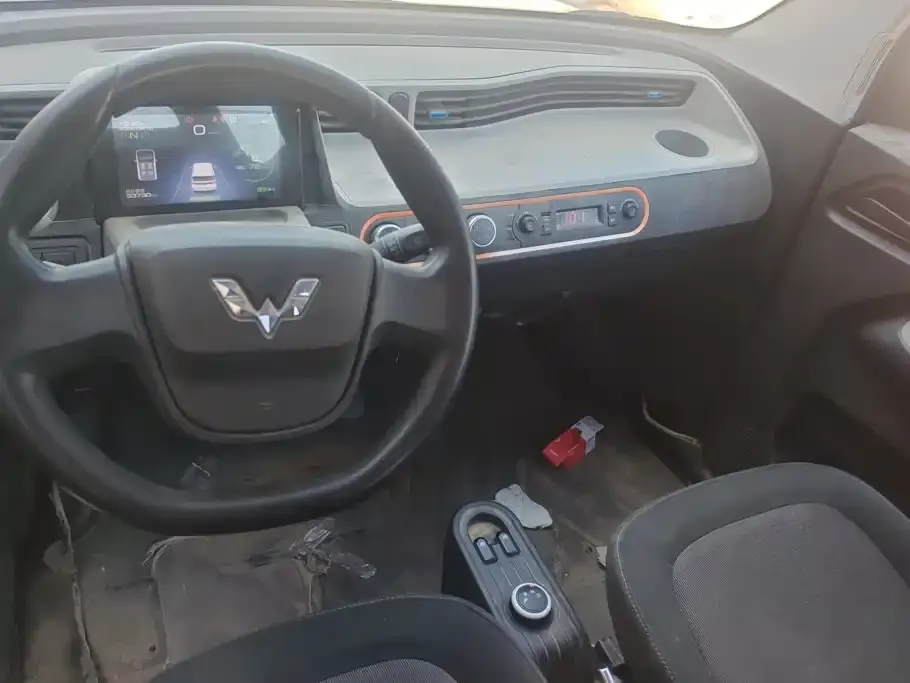 Wuling MINIEV