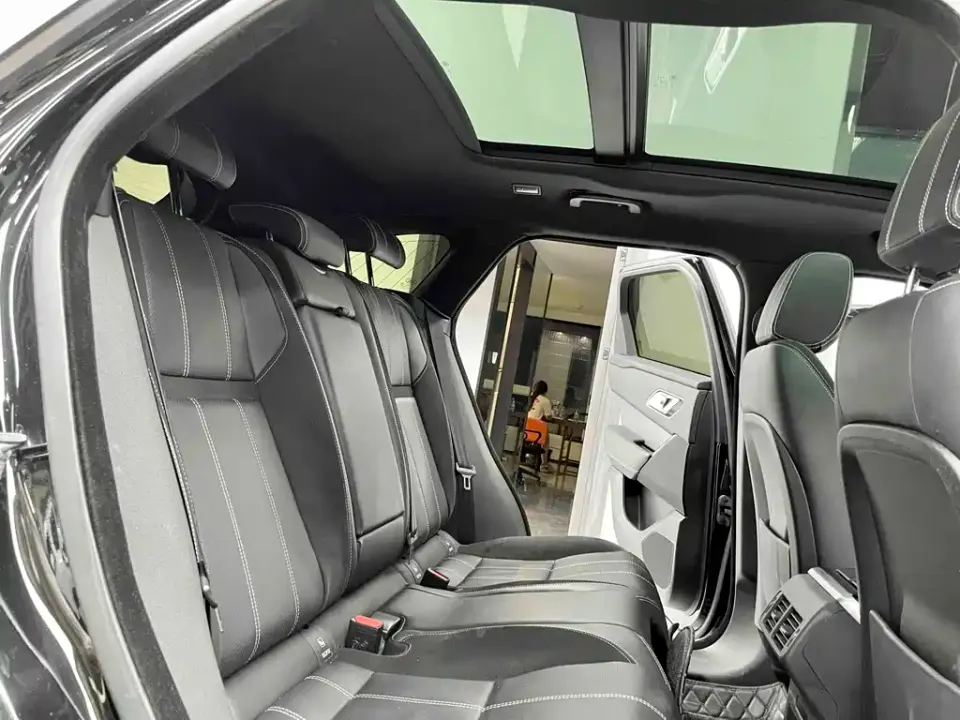 Land Rover Velar