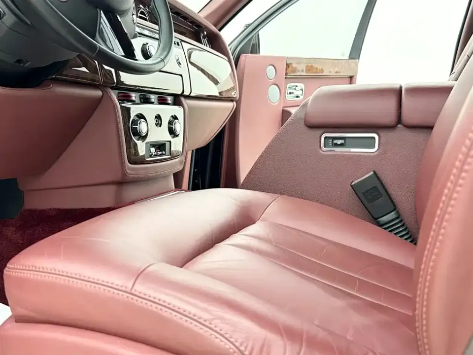 Rolls-Royce Phantom