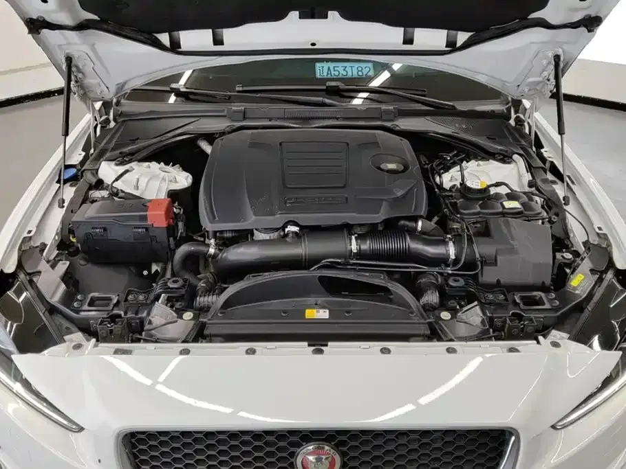 Jaguar XEL
