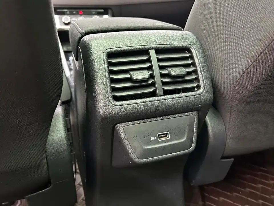Jetta VS7