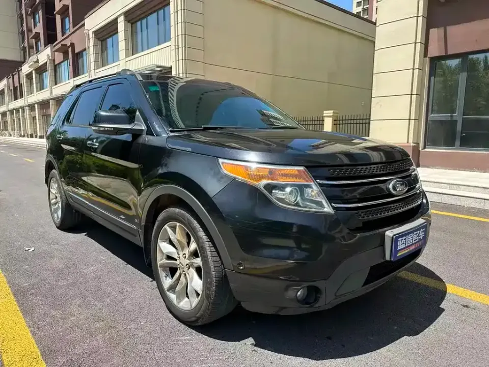 Ford Explorer (Import)