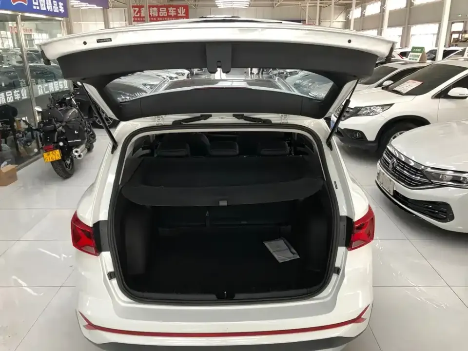 Jetta VS7