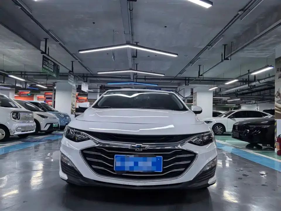 Chevrolet Malibu XL