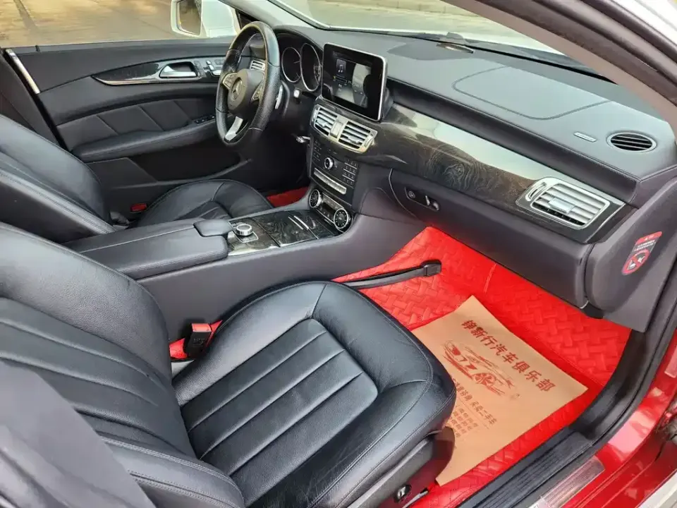 Mercedes-Benz CLS