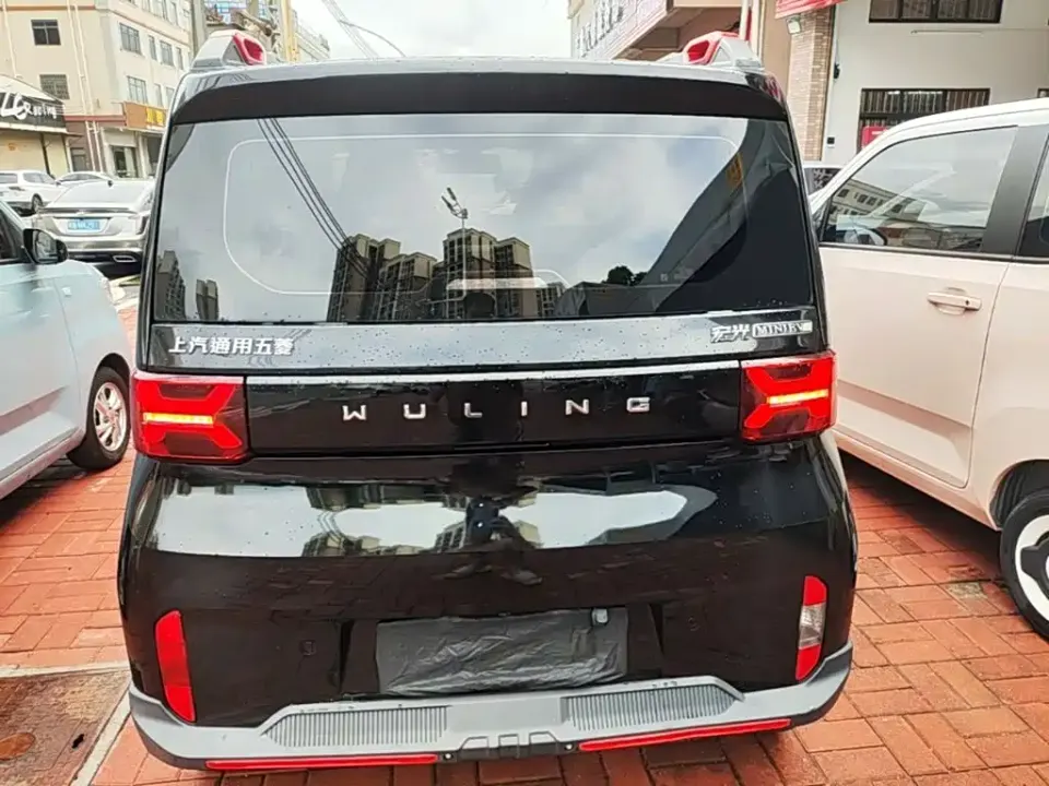 Wuling MINIEV