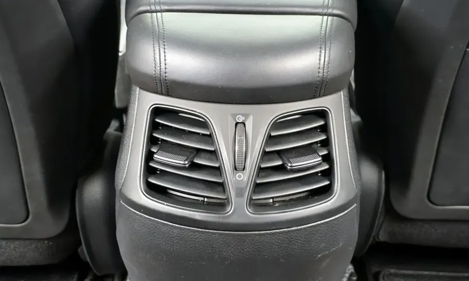 Hyundai Aslan