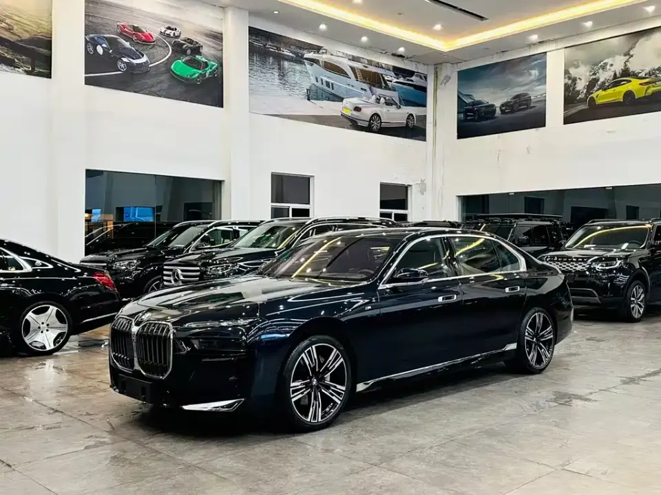 BMW 7-Series