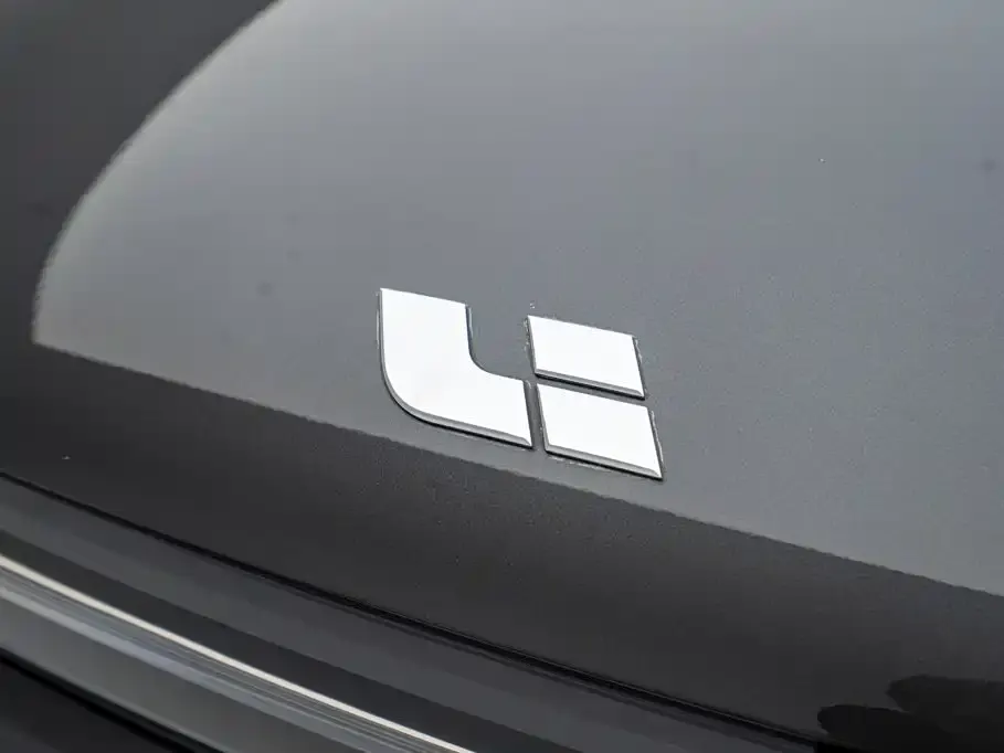 Li Li L7