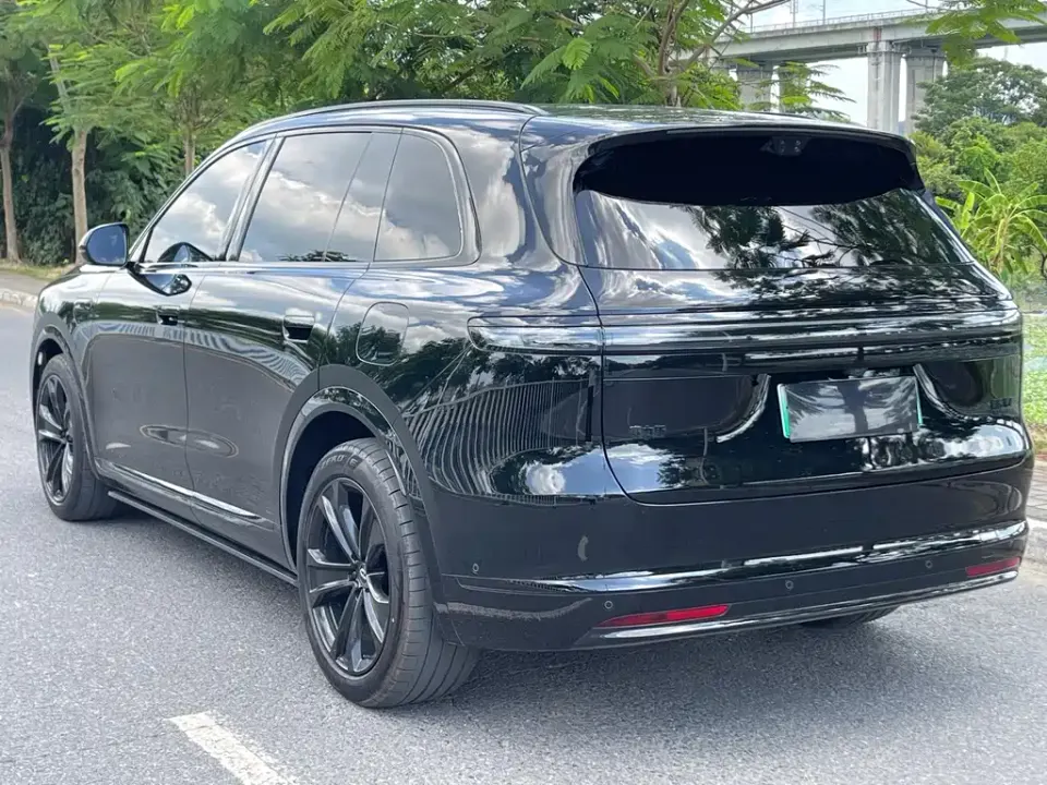 AITO M7
