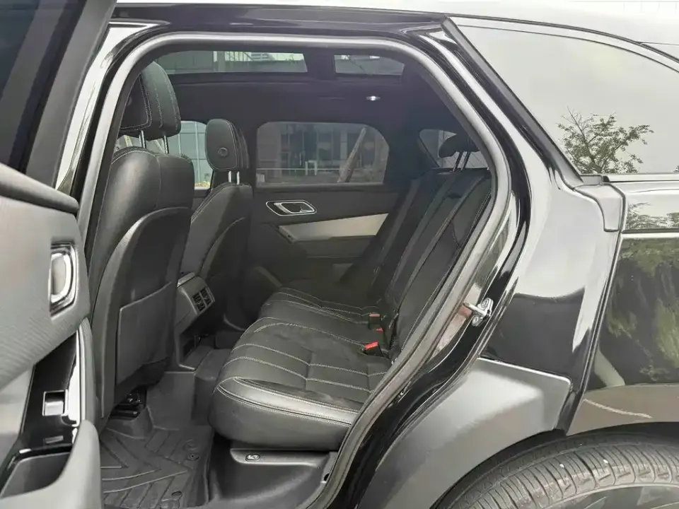 Land Rover Velar