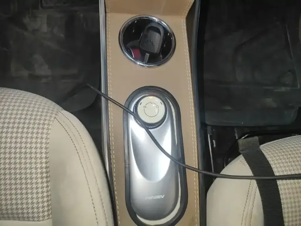 Wuling MINIEV