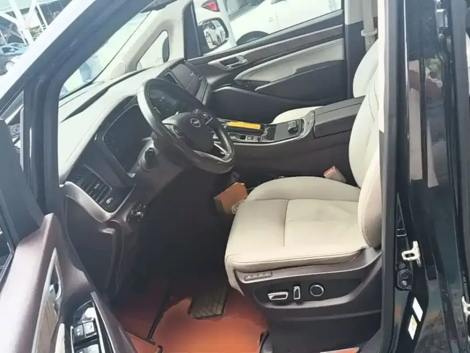 GAC Trumpchi M8