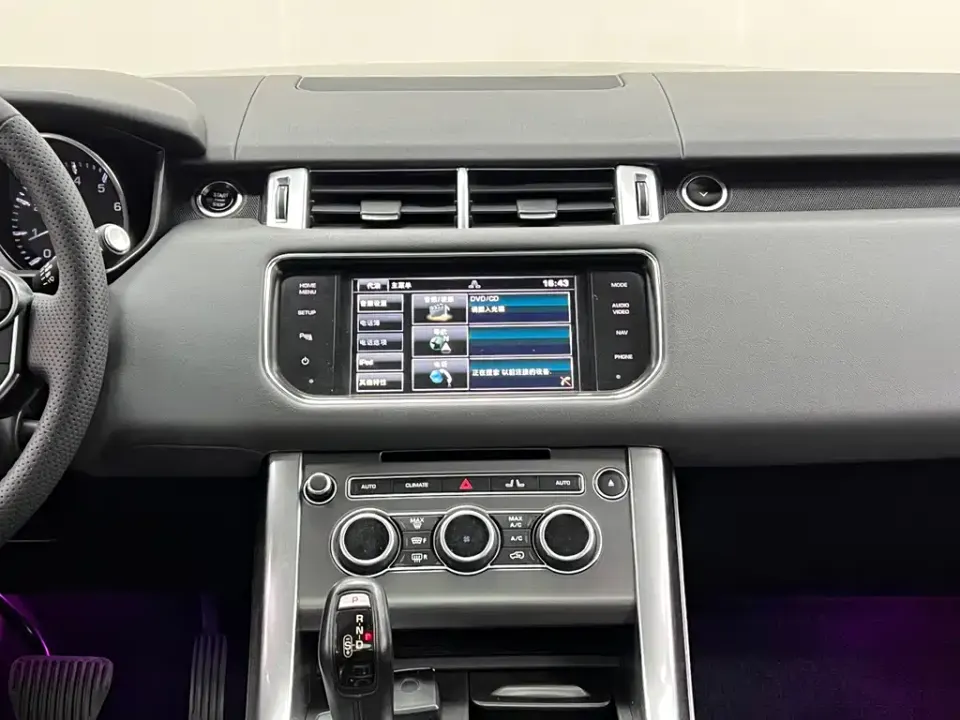 Land Rover Sport
