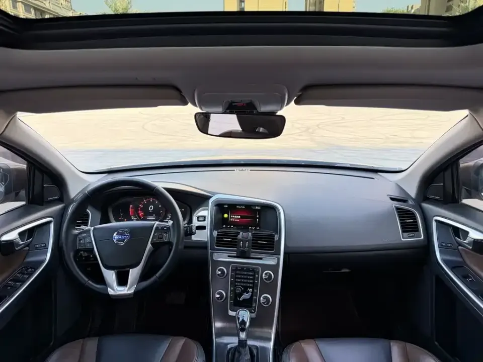 Volvo XC60 (Import)