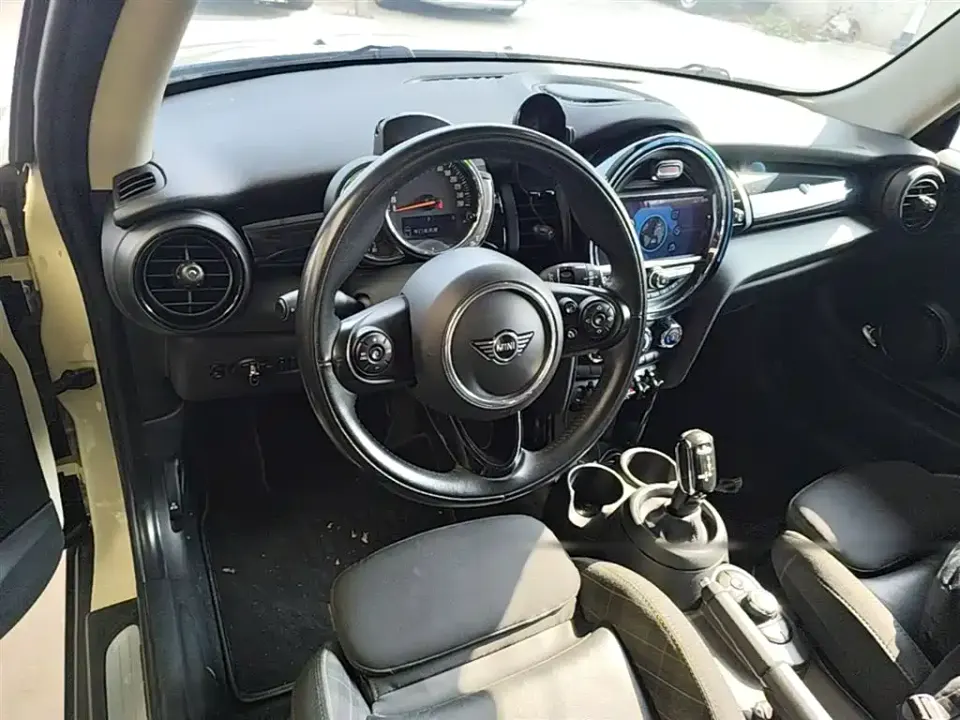 MINI Mini