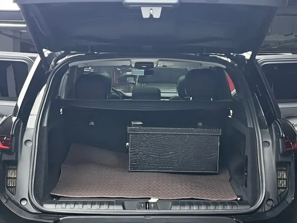 Land Rover Sport