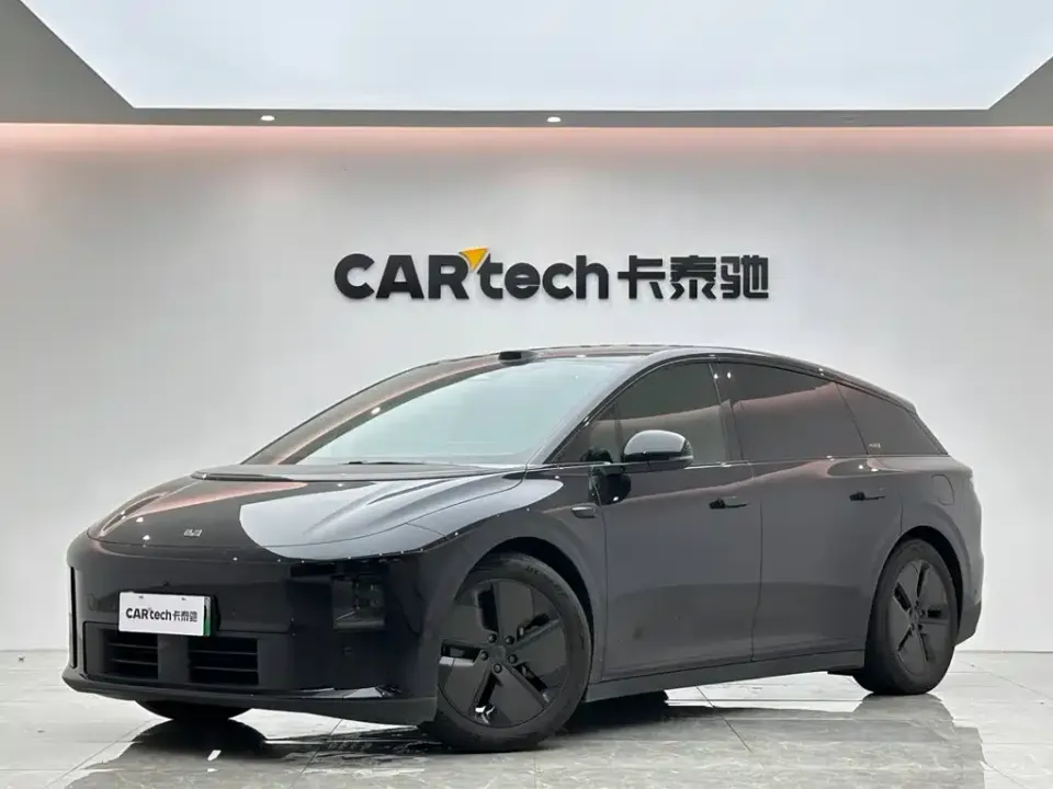 Li Li i6
