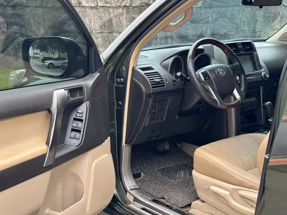 Toyota Prado (Import)