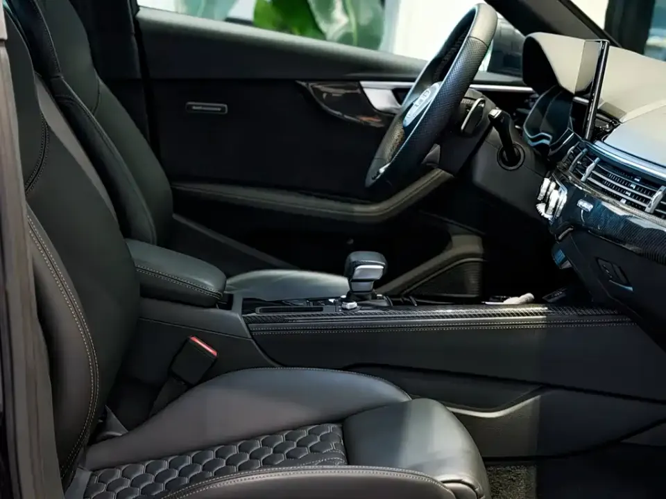 Audi RS 4
