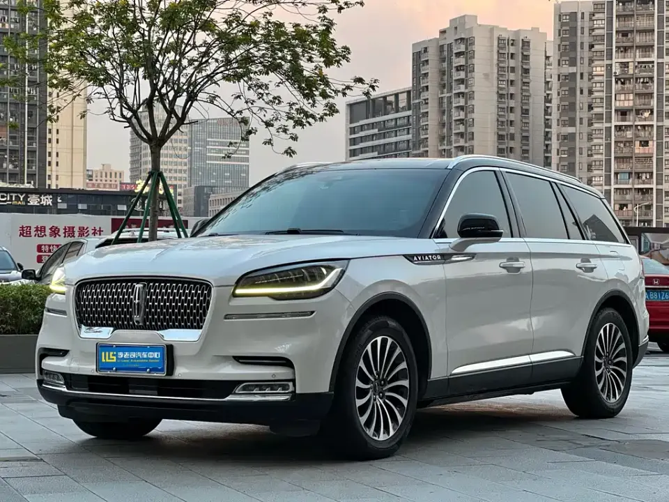 Lincoln Aviator