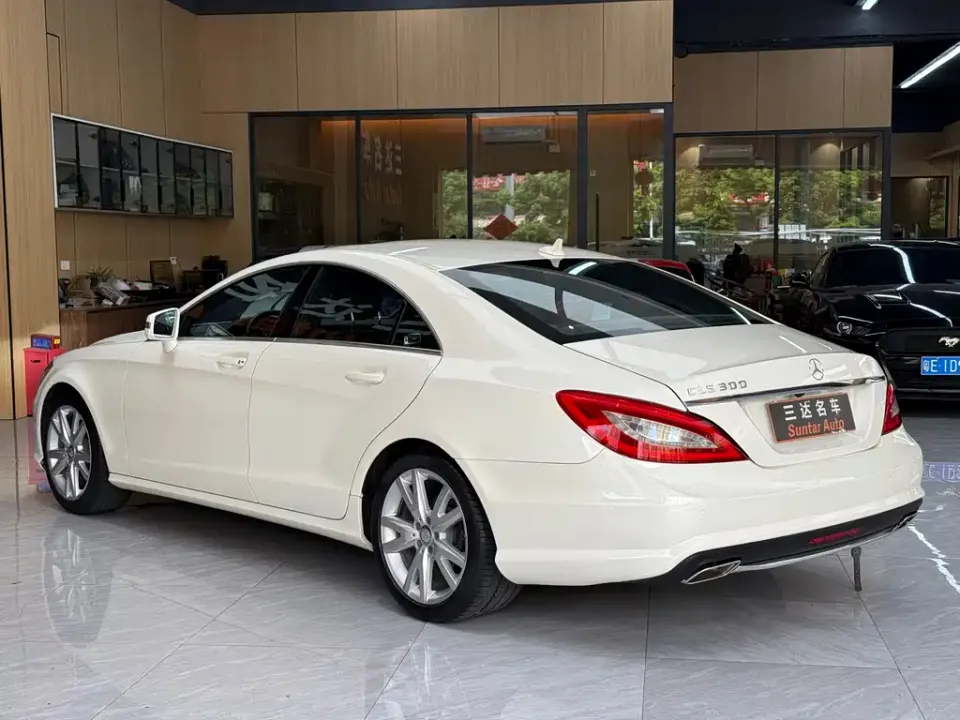 Mercedes-Benz CLS