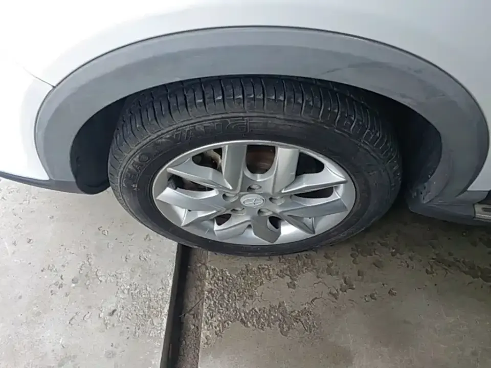 JAC Refine S3