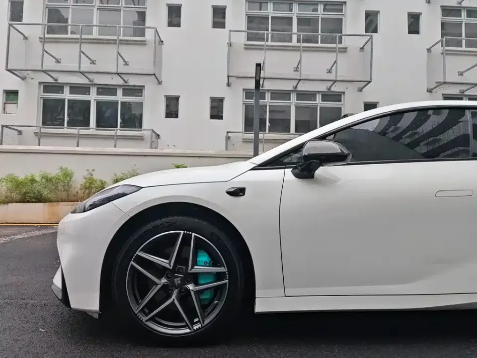 Hyper GT