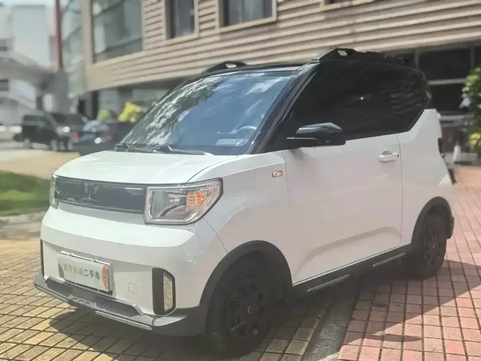 Wuling MINIEV