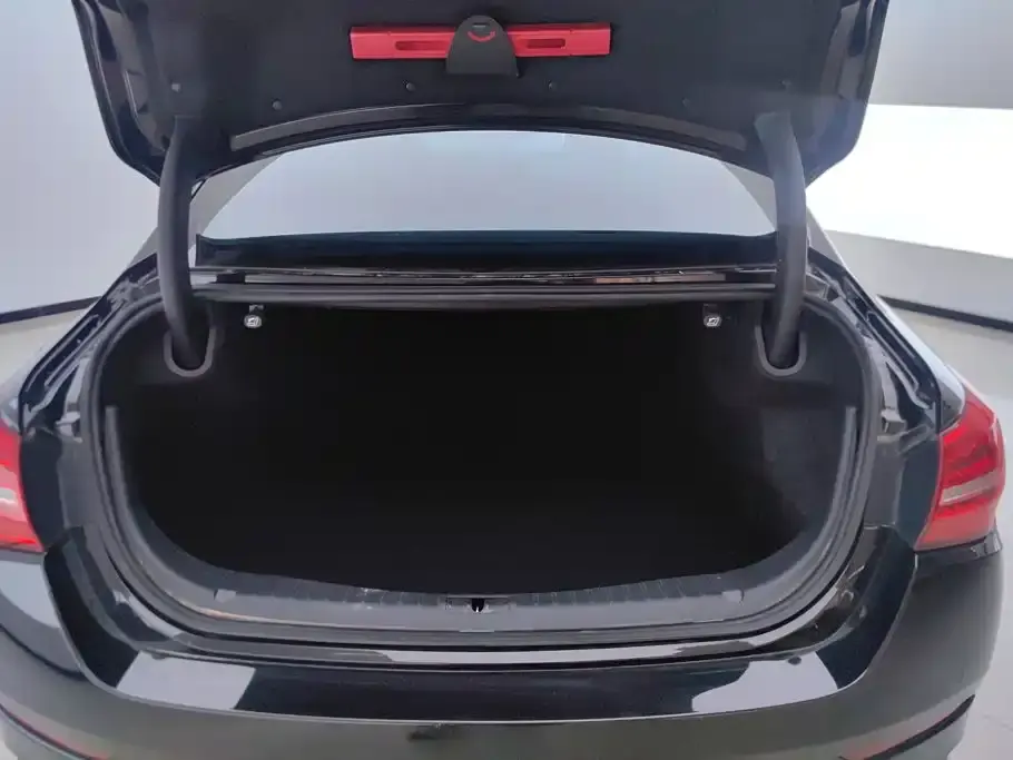 Hongqi Hongqi H5