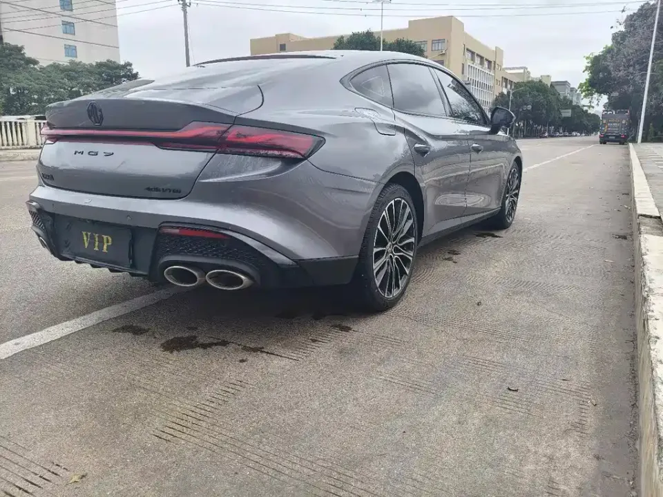MG MG7
