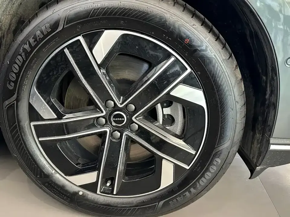 Volvo XC70 PHEV