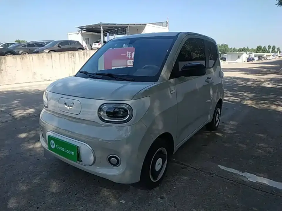 Wuling MINIEV