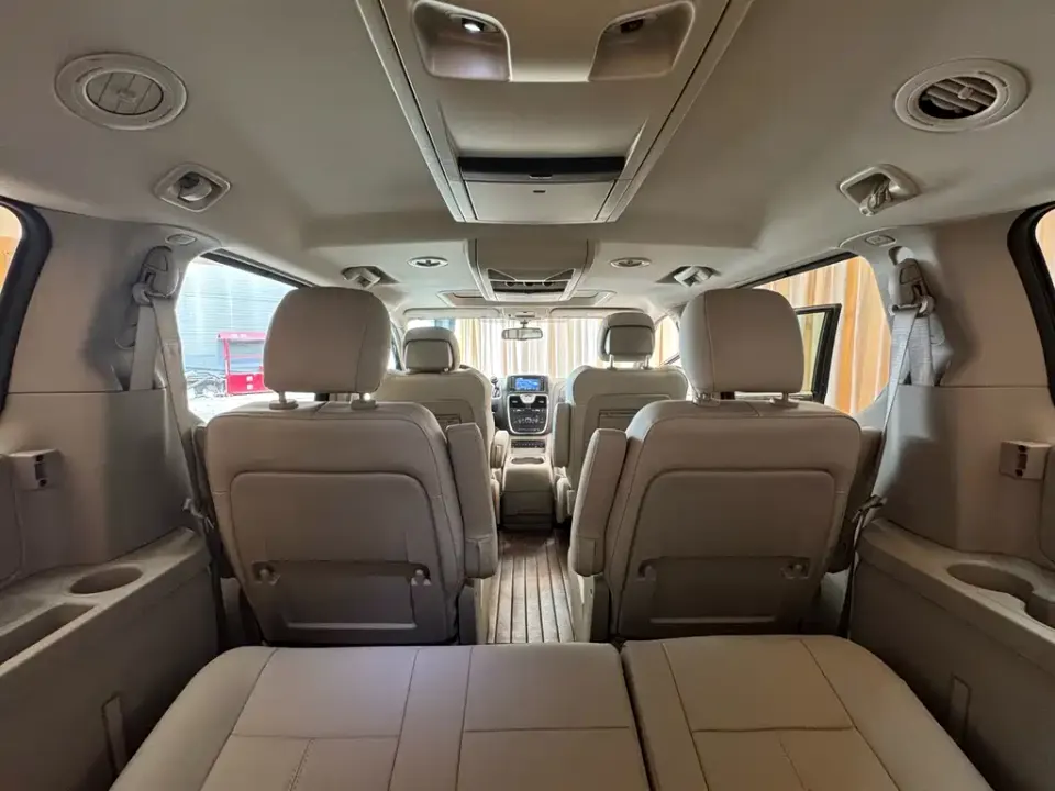 Chrysler Grand Voyager (Import)