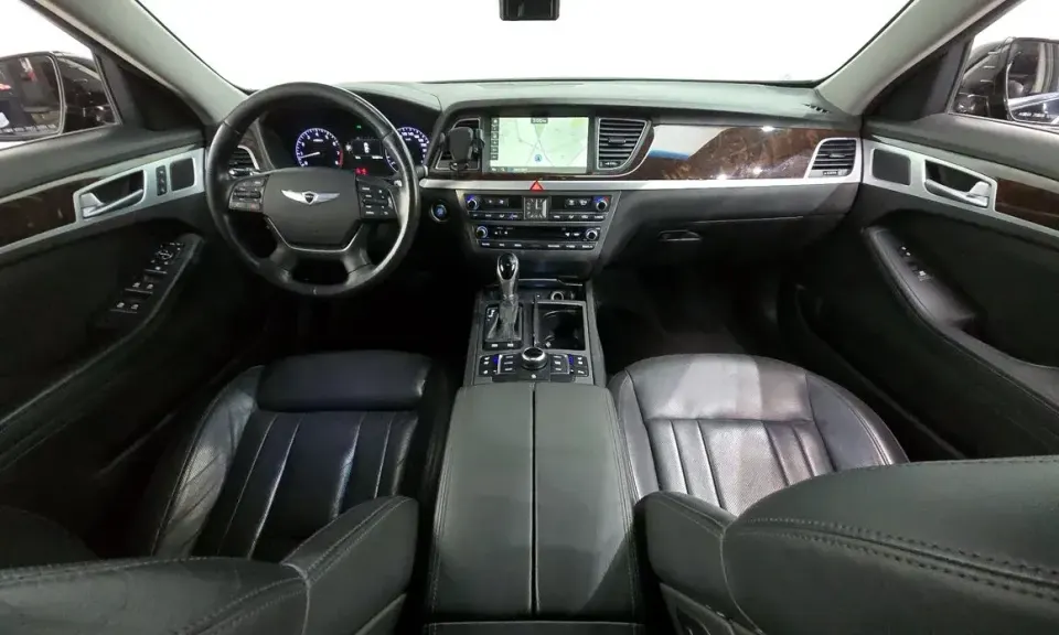 Hyundai Genesis