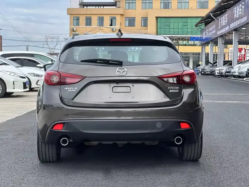 Mazda 3 Axela