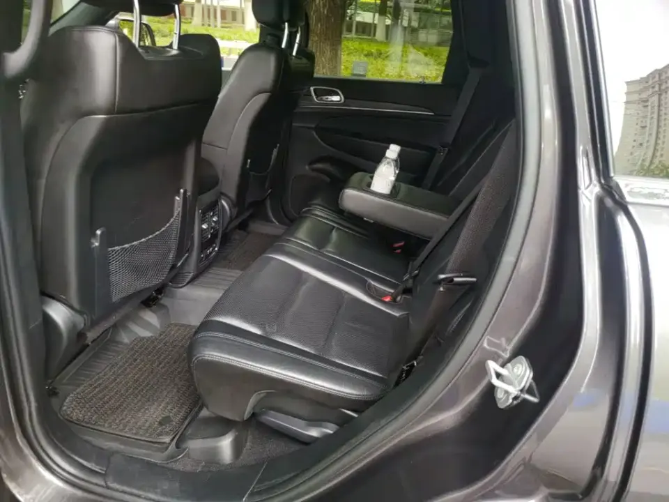 Jeep Grand Cherokee (Import)