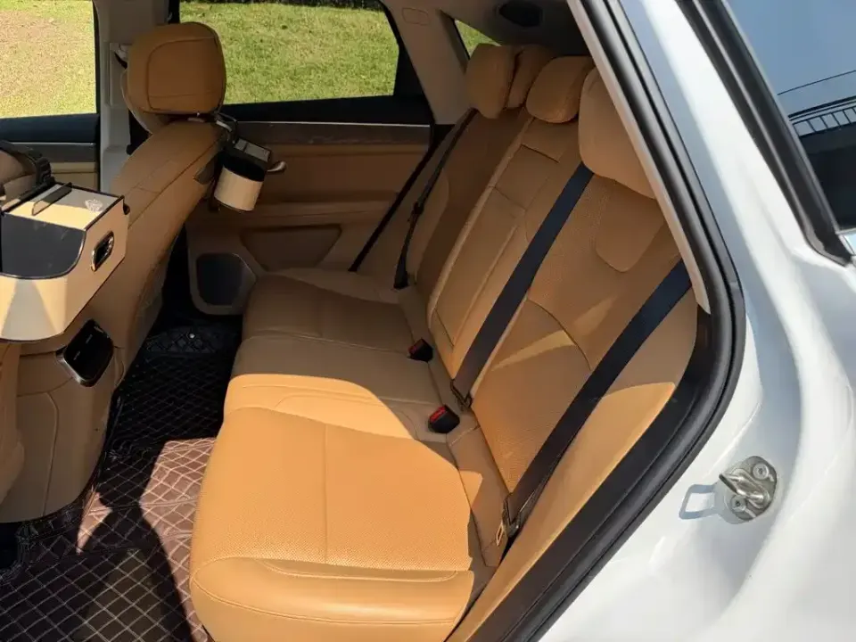 AITO AITO M5