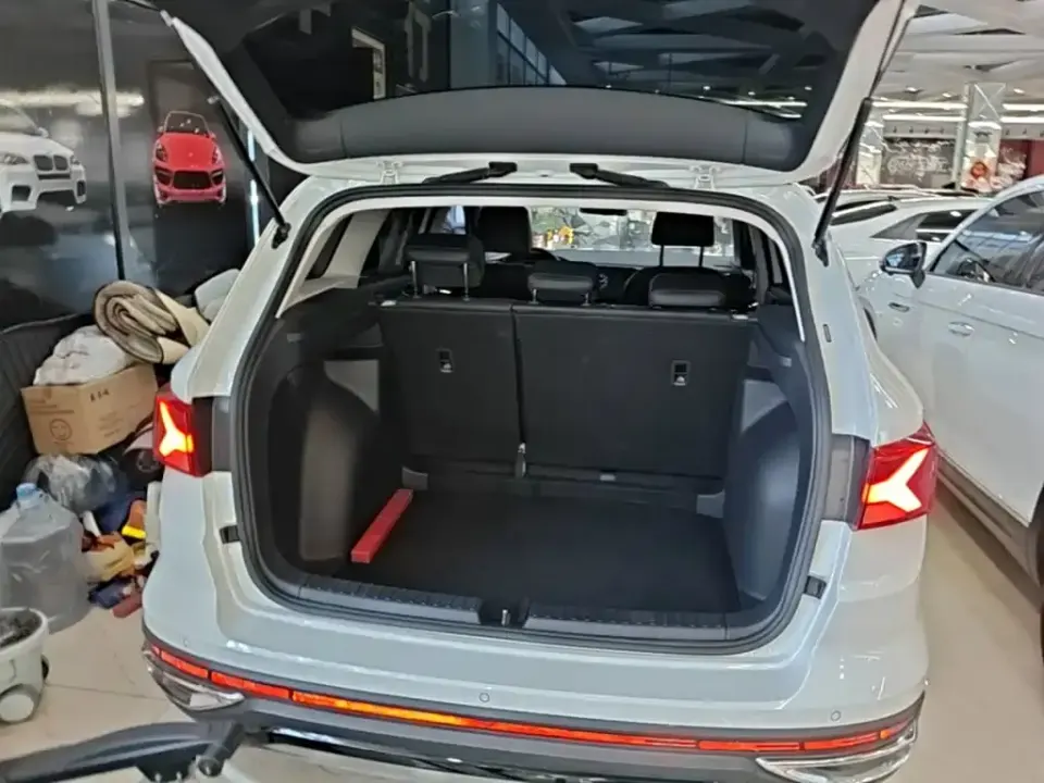 Jetta VS7