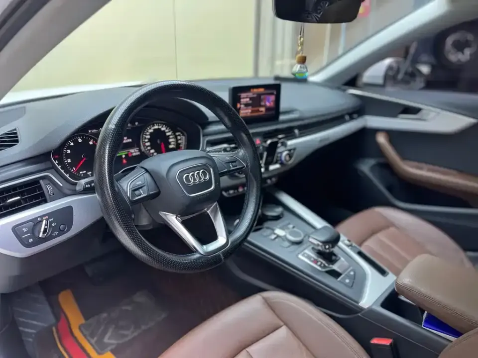 Audi A4 (Import)
