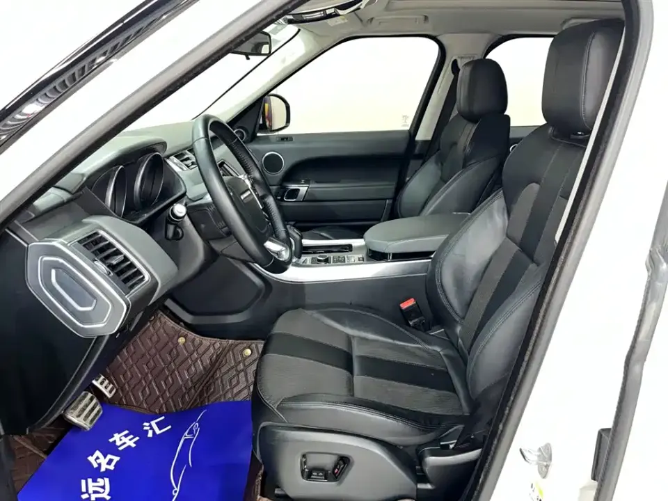 Land Rover Sport