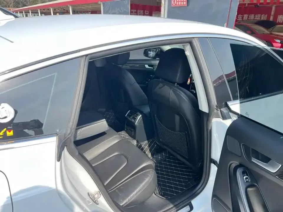 Audi A5 (Import)